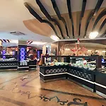 Tac Premier & Resort