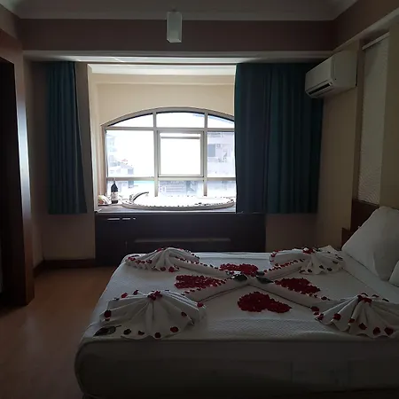 Semesteranläggning (resort) Tac Premier & 4*