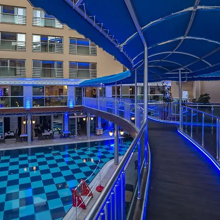 وسبا تاس بريمير منتجع ألانيا