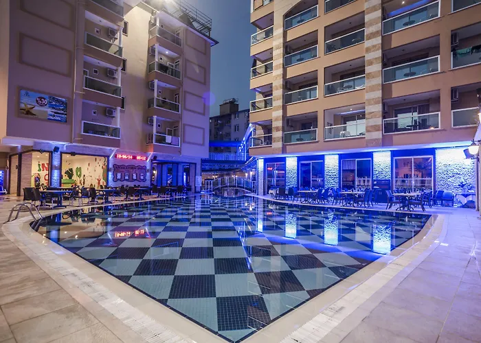 Tac Premier & Üdülőközpont 4*